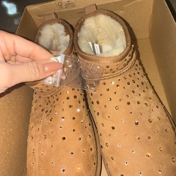 UGG Brown Ankle Booties with Swarovski crystals - Picture 3 of 6